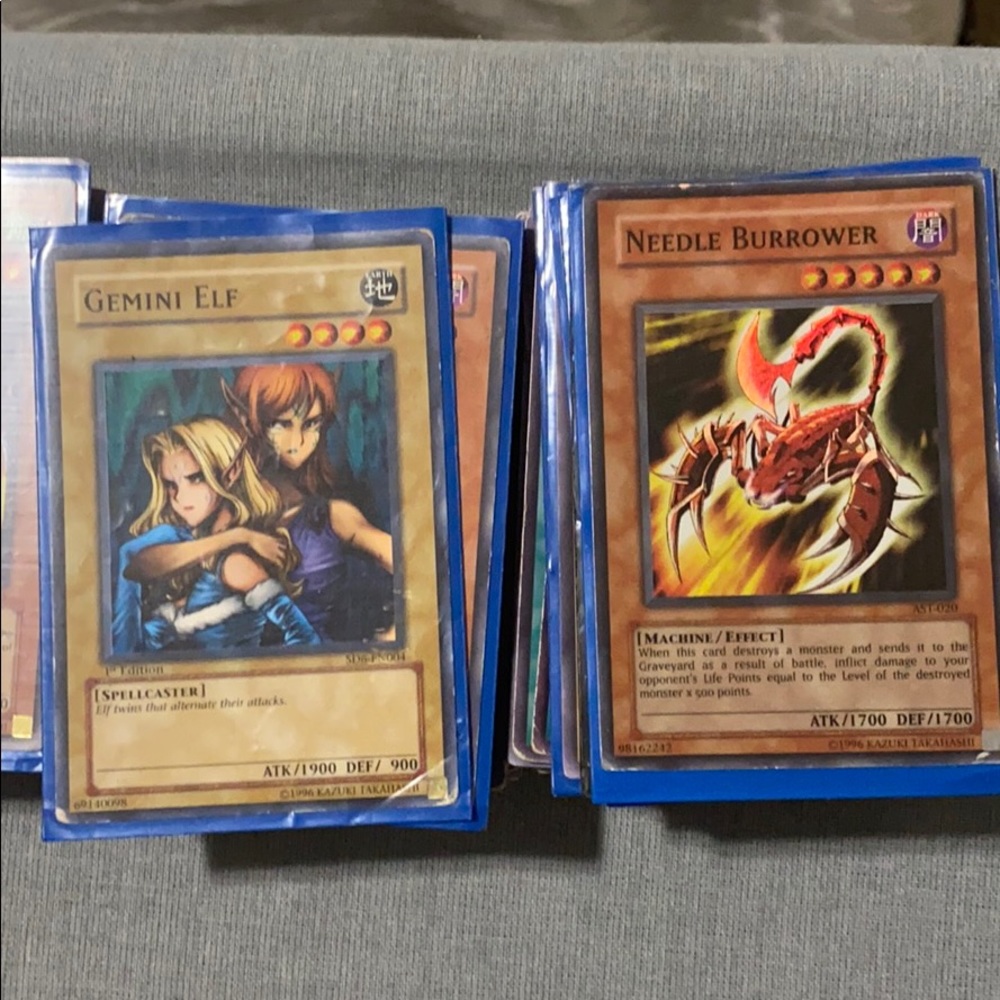 Yu-Gi-Oh Playing cards - Picture 3 of 4
